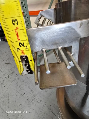 Lid unscrambler + Automatic inserting station Rental