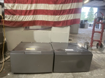 Used WHIRLPOOL _UNKNOWN_ Cabinets Michigan US | Miedema Asset Management Group #1425153