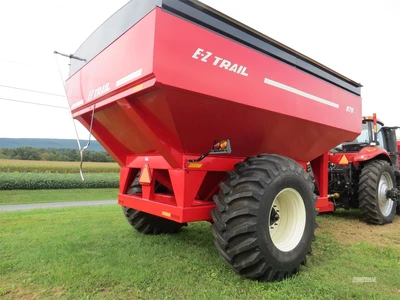 New | in-Stock 2025 E-Z TRAIL 870 Grain Carts Pennsylvania US | Zimmerman Farm Service #1409827