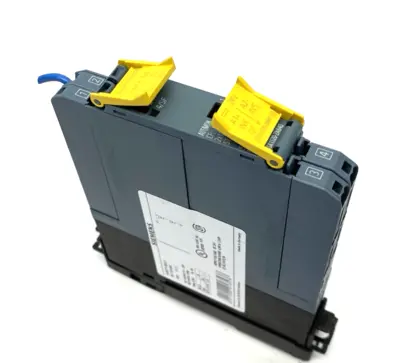 USED SIEMENS SIRIUS ADVANCED BASIC SAFETY RELAY BROKEN TERMINAL