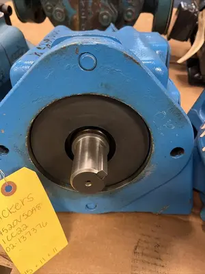 Used VICKERS 4520V50A8-1CC22 Hydraulic Pumps Ohio US | Surplus Asset Holdings #1225967