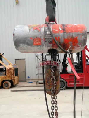 USED CM L 1 TON HOIST WITH PENDANT CONTROL