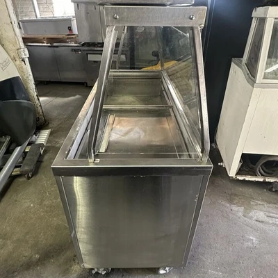 174-0220 Duke 60" Self Contained Full Service Buffet Cooler Case