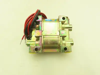 Honeywell Skinner V933DEP2075 Solenoid Valve 4-Way NC 120V 75 PSI 1/4" NPT