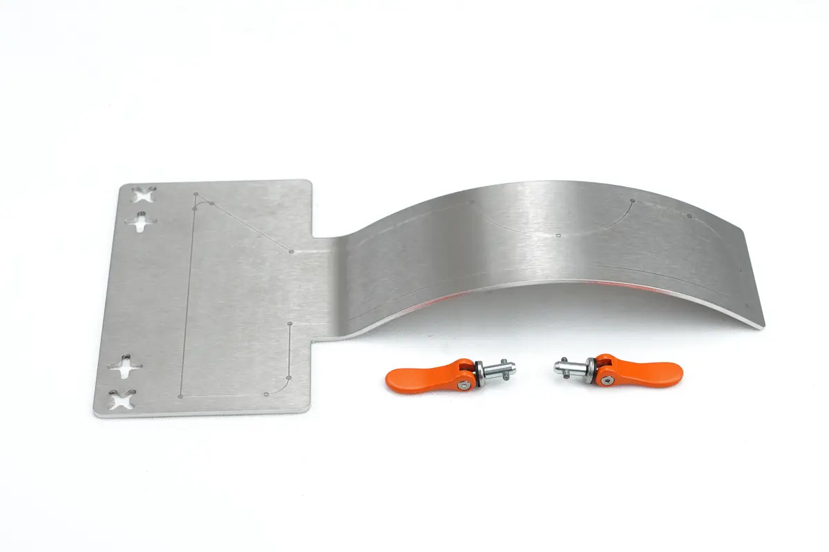 KUKA Wave-shaped table