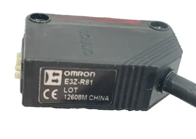 NEW OMRON E3Z-R81 PHOTOELECTRIC SWITCH E3ZR81