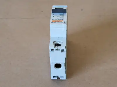 USED MERLIN GERIN 60687