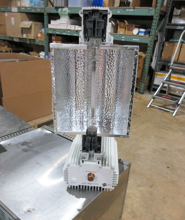 Used GAVITA PRO 1000 Lighting Texas US | Solutions 4 Manufacturing #943788