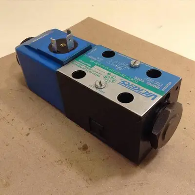 USED VICKERS DG4V-3S-22AL-M-U-H5-60