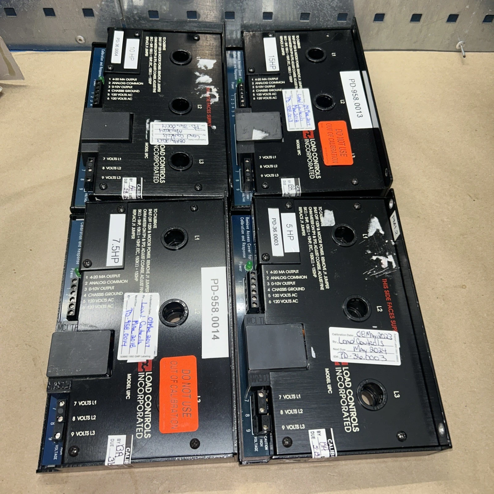 *FOR PARTS* (4) LOAD CONTROLS UPC UNIVERSAL POWER CELL 120VAC 50/60HZ 0-10VDC