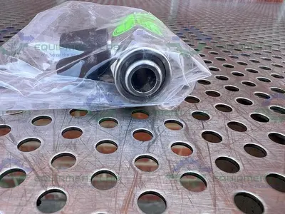 NEW CHEMGLASS CG-1969-M-20 STAINLESS STEEL HUBER MALE TO FEMALE BALL VALVE