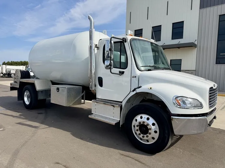 Used 2023 FREIGHTLINER M2 106 PROPANE BOBTAIL TANK Tanker trucks Minnesota US | Carco Truck & Equipment #1513898