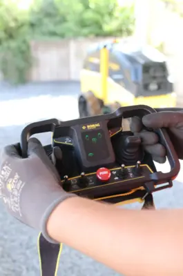 BOMAG BMP 8500 Trench Roller | Mid South Machinery (9)