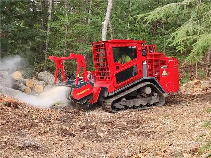 NEW 2022 LAMTRAC LTR6160T