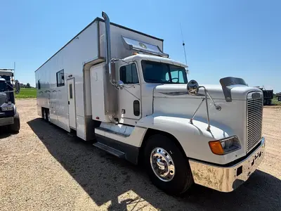 Used 1992 FREIGHTLINER FLD120 Campers, Caravans, Motorhomes Wisconsin US | Proxy Equipment #1426091