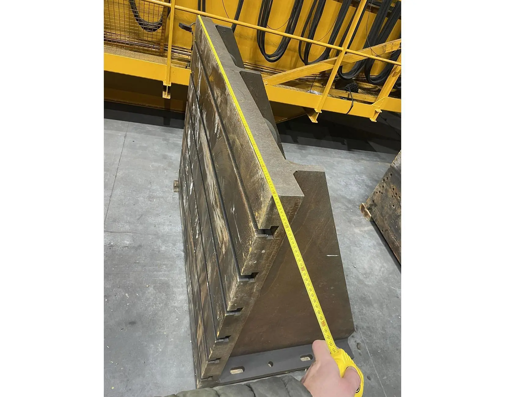 Clamping bracket 1600 x 1260 x 900 mm