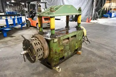 Used YODER P-50 Cut-Off Presses Ohio US | Universal Tube & Rollform Equipment Company #280354