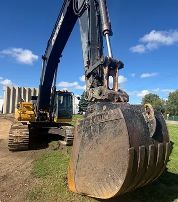 Used 2006 DEERE 350D LC Crawler Excavators Minnesota US | Proxy Equipment #1470267