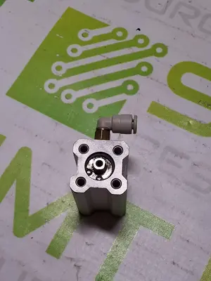 SMC CQ2A12-30D COMPACT CYLINDER