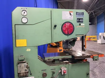 Used 1988 DAKE JOHNSON V40 Vertical Band Saws Ohio US | HGR 24 #1413200