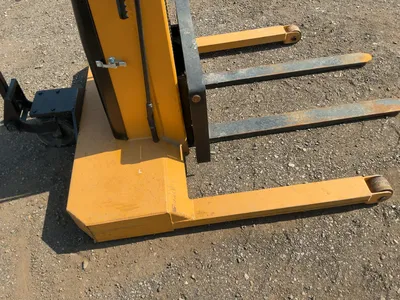 Used BIG JOE 2024-A5 Electric Lifters Michigan US | Miedema Asset Management Group #1300303