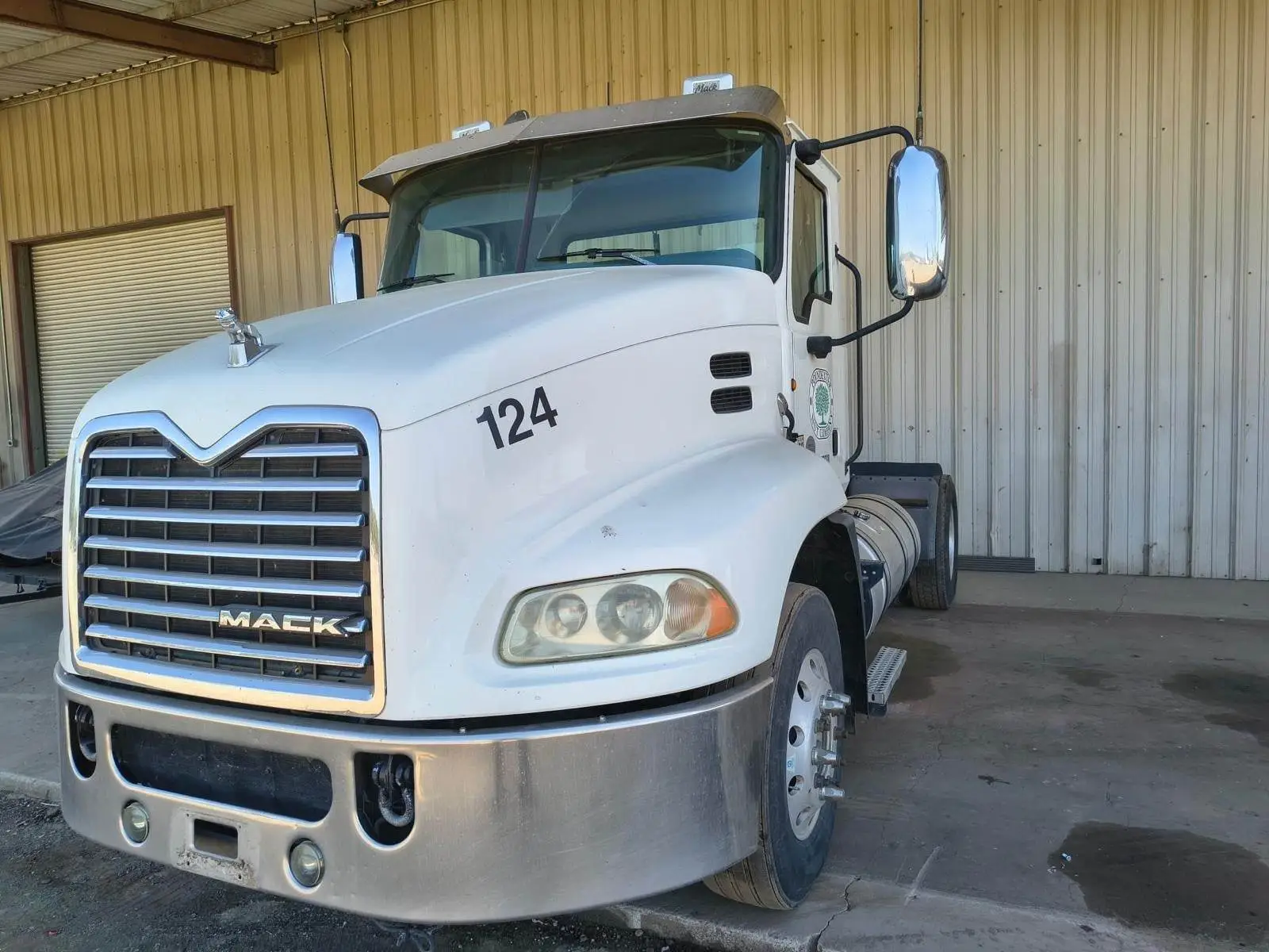 Used 2015 MACK PINNACLE CXU612 Conventional trucks California US | Ben Kaplan Equipment #1508154
