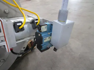 Smoot SS Scaling Hopper w/ Load Cells, Readout, and Control Panel