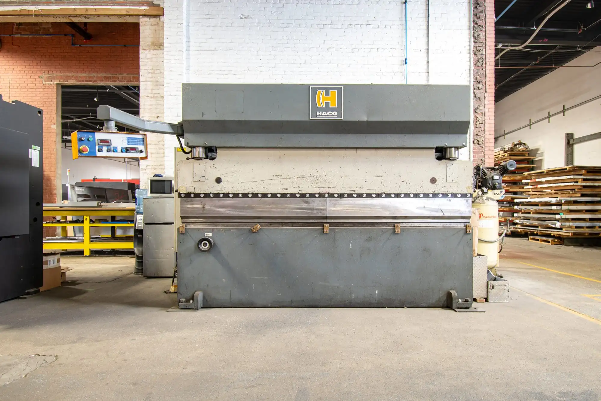 USED 2006 HACO ATLANTIC HDE 165-10