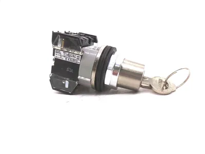 NEW ALLEN BRADLEY 800TC-XA 3 POSITION SWITCH SERIES D 800TCXA