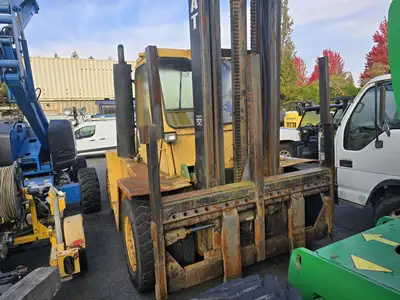 USED CATERPILLAR V200B STR
