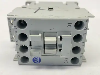 USED ALLEN BRADLEY SER C CONTACTOR 3-POLE 24VDC COIL