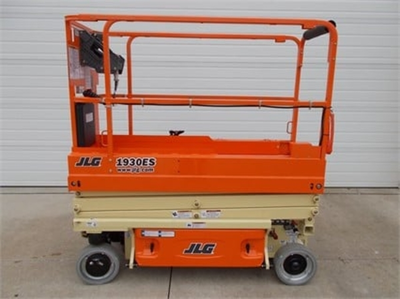 USED 2012 JLG 1930ES