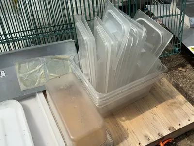 Used _UNKNOWN_ _UNKNOWN_ Restaurant Storage Containers Michigan US | Miedema Asset Management Group #1413562