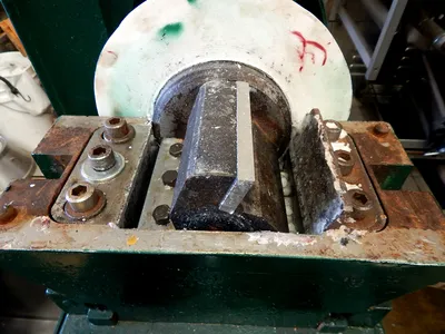 USED CUMBERLAND KNIFE MILL SIZE 0