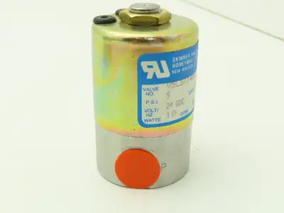 Honeywell Skinner V5L37140 Solenoid Valve 2-Way (NC) 5 PSI  - No Coil  LOT OF 3