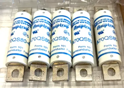 NEW LOT OF 5 MERSEN A70QS80-4 FUSES 700V 80A A70QS804