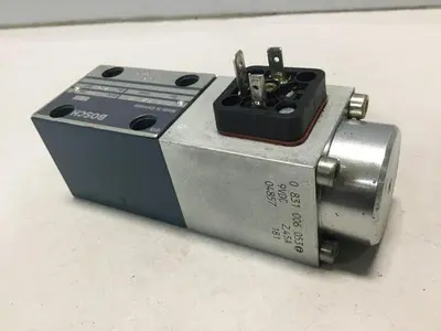 USED BOSCH 0 811 402 034