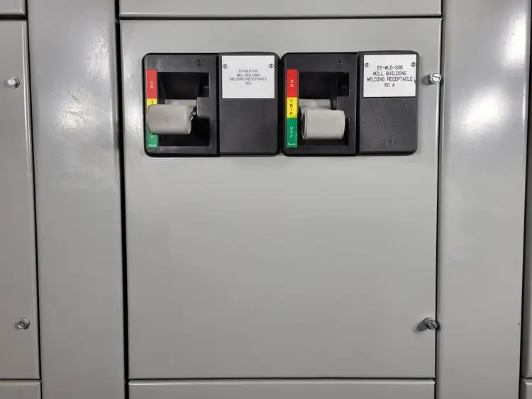 Used EATON CUTLER-HAMMER HFD3060S Switchgears British Columbia CA | Lenmark #239887