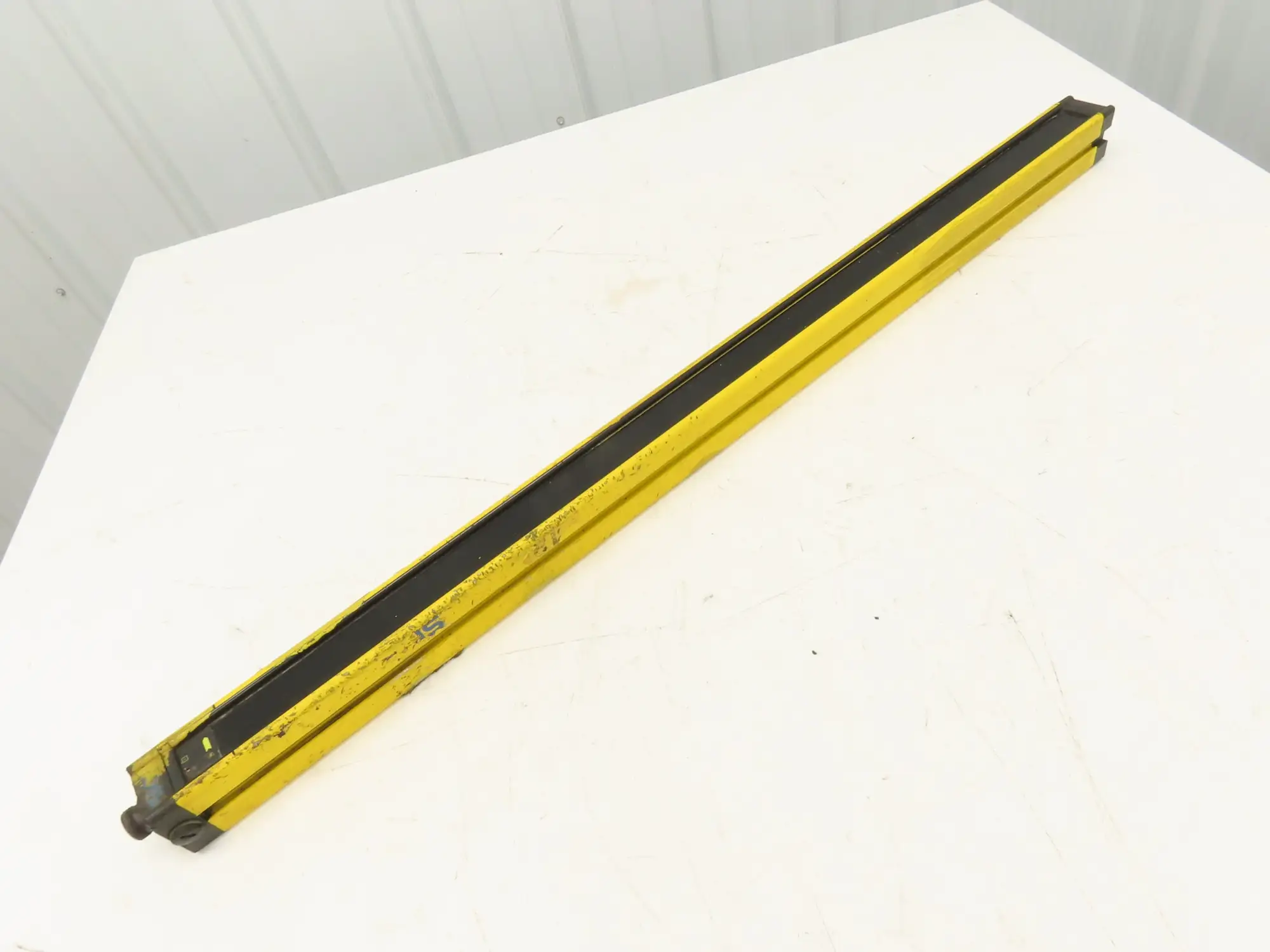 Sick 1015512 MGSS90-12 Safety Light Curtain Transmitter Sender 900mm