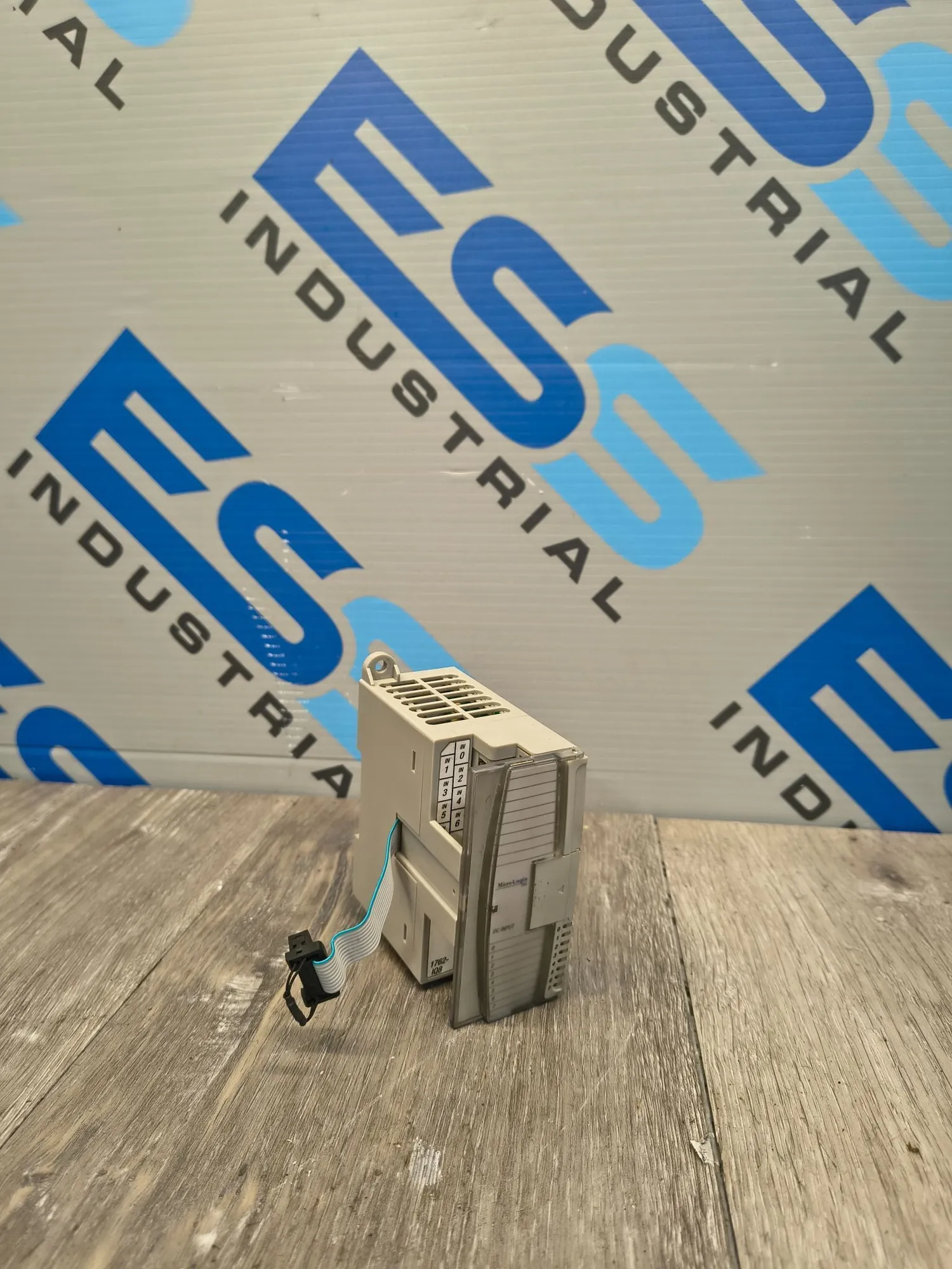 USED Allen-Bradley 1762-IQ8