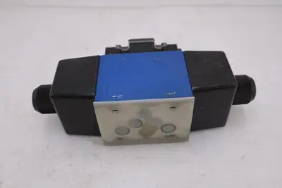 REXROTH R978915880 4WE10D4X/OCW110N9DK25L DIRECTIONAL SPOOL VALVE - STOCK GF543