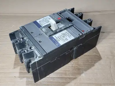 Used GENERAL ELECTRIC SGHA36AT0400 Switchgears British Columbia CA | Lenmark #409214