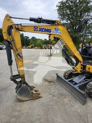 USED 2021 XCMG XE27U