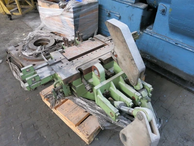 Extruder Tread Head 10" x 19"