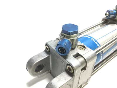 Festo DNN-40-30-PPV-A Pneumatic Cylinder 12bar 174PSI Series 0492R