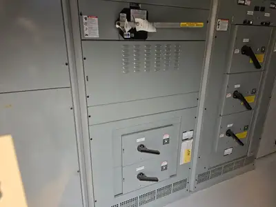1600 Amp 480 volt Main Disconnect w/ 5 Breakers