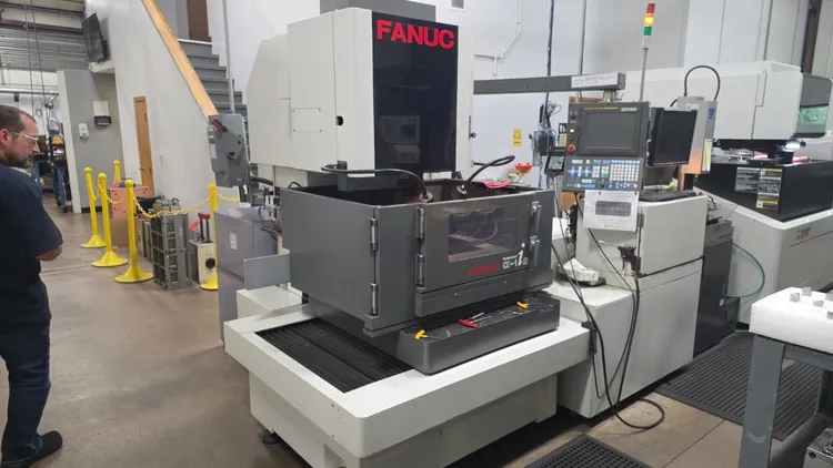 Used 2003 FANUC ALPHA 1-IB-S Wire EDM Illinois US | Advanced Capital Equipment #325082
