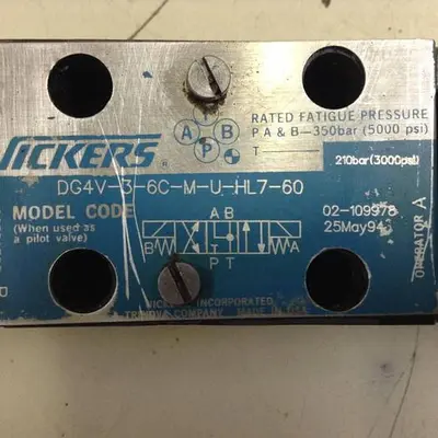 USED VICKERS DG4V-3-6C-M-U-HL7-60