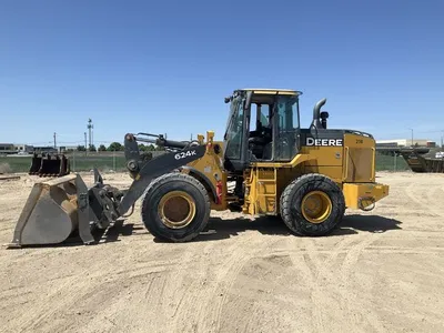 2015 John Deere 624KII