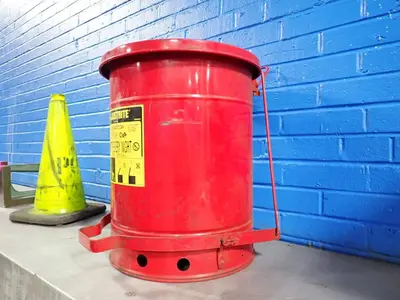 USED JUSTRITE 09300